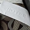 KISSEN |  Hotel Handtuch weiss "HOTEL" 500 g/m2 100% Baumwolle